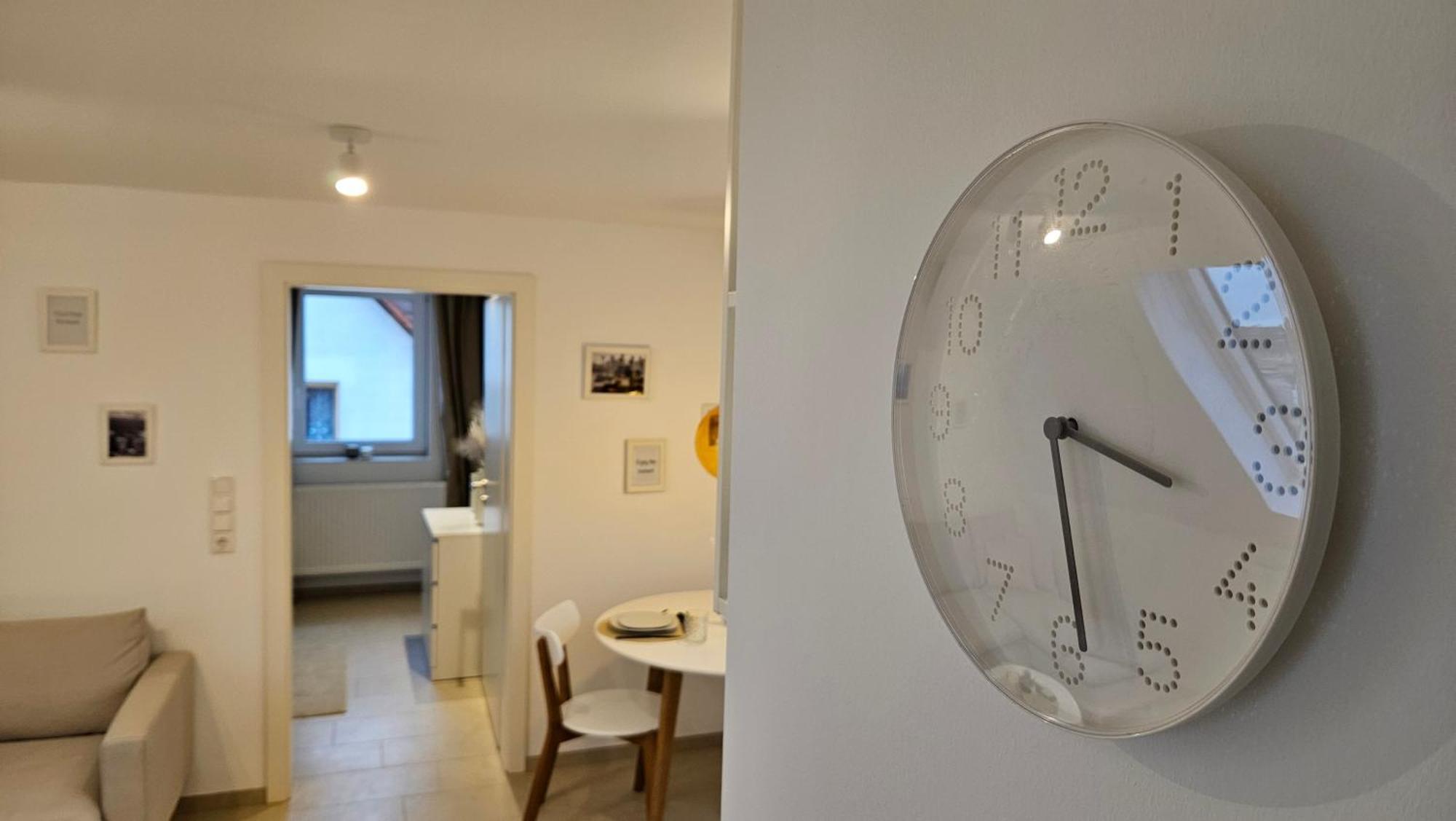 Ferienwohnung As 5 One & Two Bamberg - Modern In Ruhiger Lager Mit Balkon Hallstadt Exterior foto